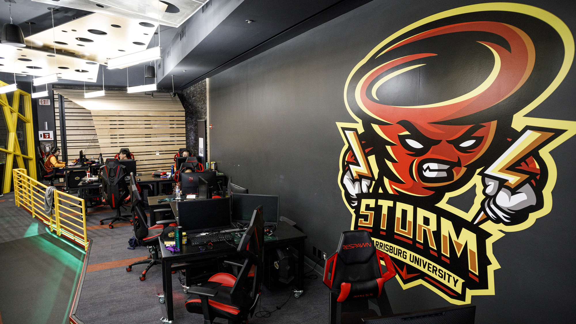 Esports Continues Title Defense, Qualify for 2022 Collegiate Call